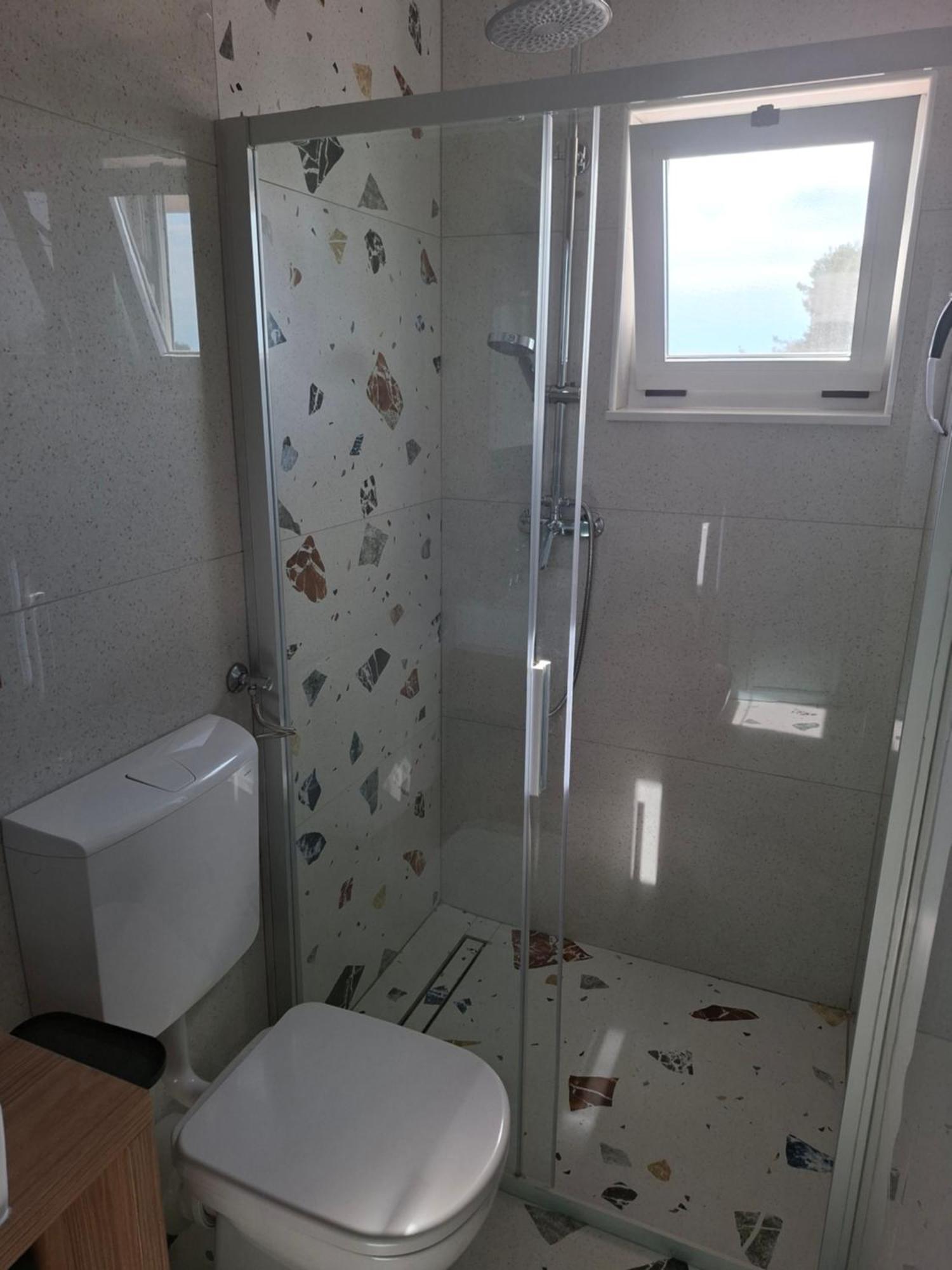 Apartment & Rooms Roza Перой Екстериор снимка