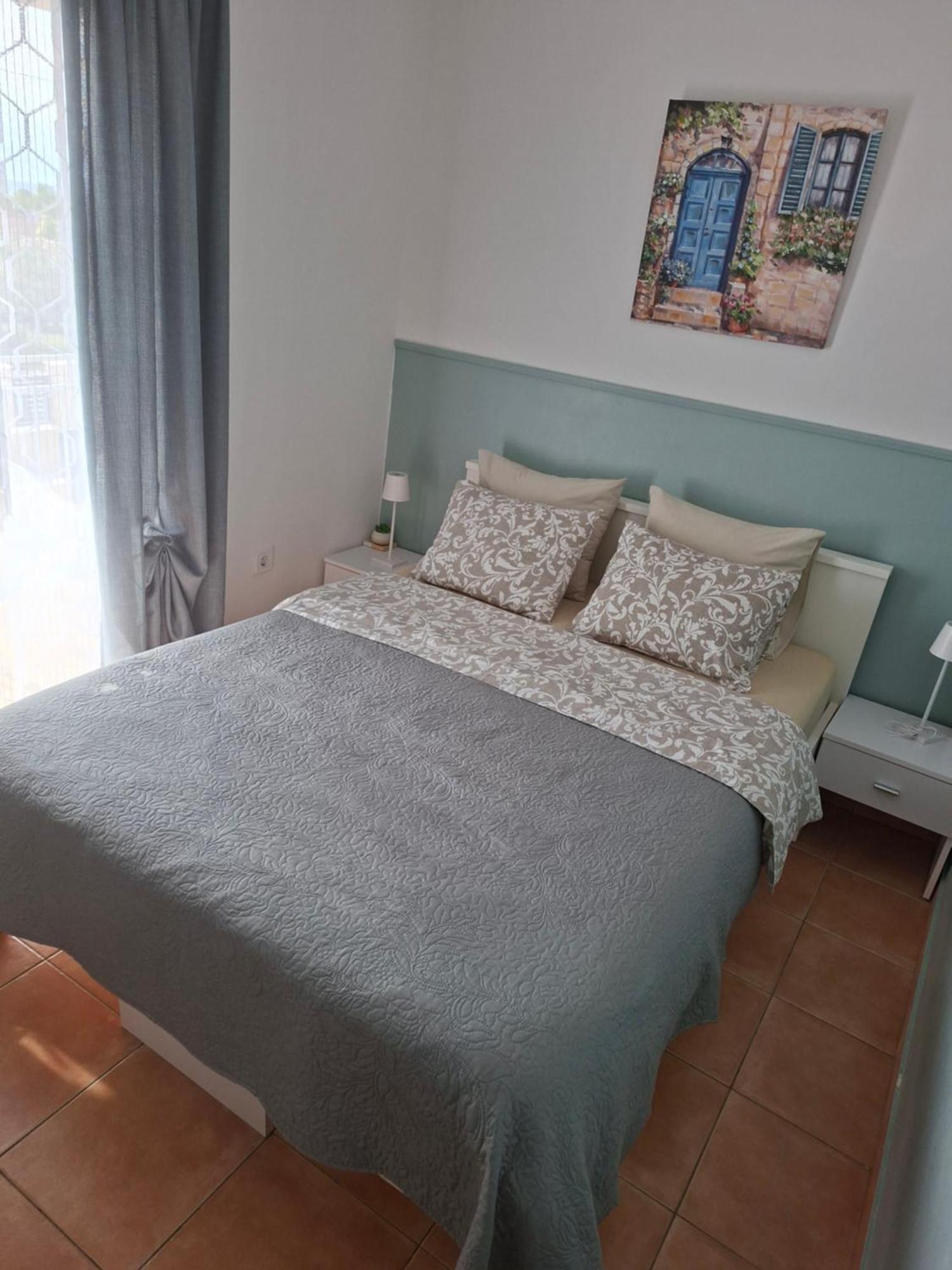Apartment & Rooms Roza Перой Екстериор снимка