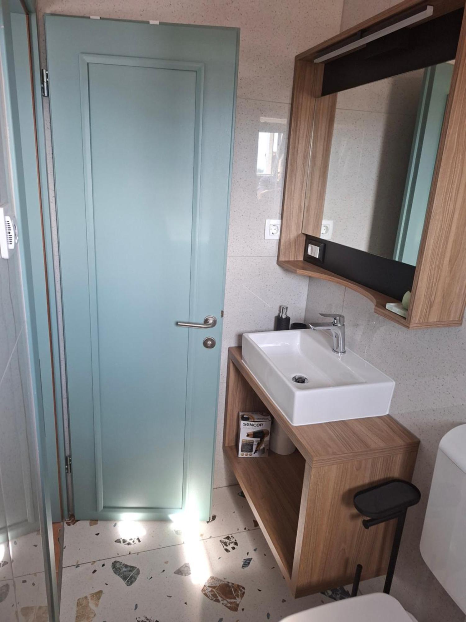 Apartment & Rooms Roza Перой Екстериор снимка
